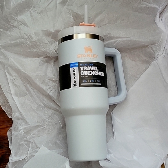 Stanley Other - NWT Stanley Adventure Quencher Tumbler 40oz